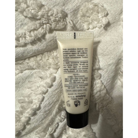 Sisley Youth Hydro-Energizing Early Wrinkles Cream 0.28 oz / 8 g Deluxe Sample - Picture 3 of 3